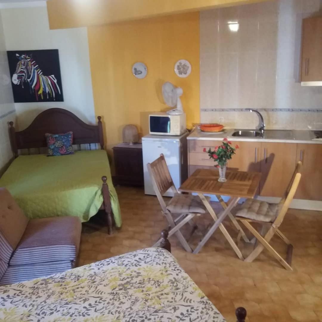 Guest House Pacifica Quarteira Δωμάτιο φωτογραφία